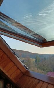 Fenêtre de toit ROTO à Wingen